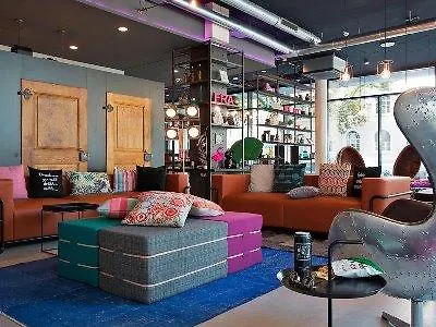 Moxy Frankfurt East Otel 3*