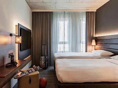 Moxy Frankfurt East Otel Frankfurt am Main