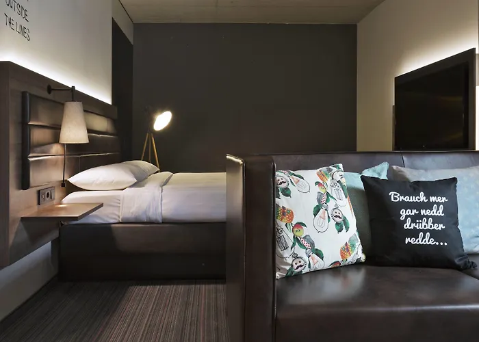 Moxy Frankfurt East Hotel