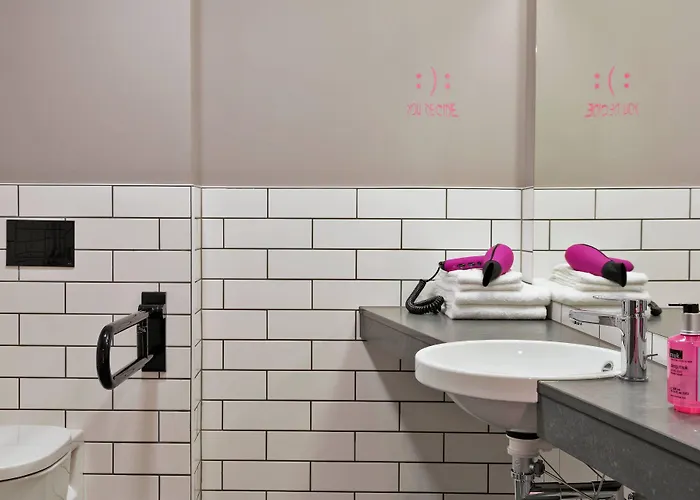 Moxy Frankfurt East Hotel Francfort-sur-le-Main