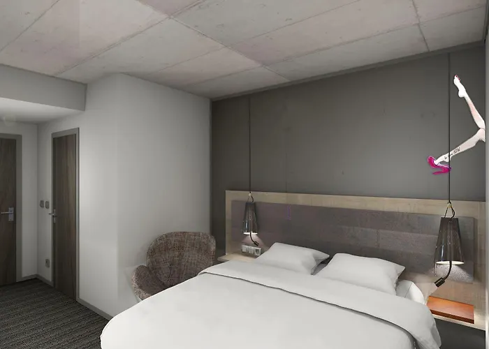 Moxy Frankfurt East Hotel