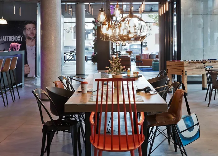 Hotel Moxy Frankfurt East Francfort-sur-le-Main